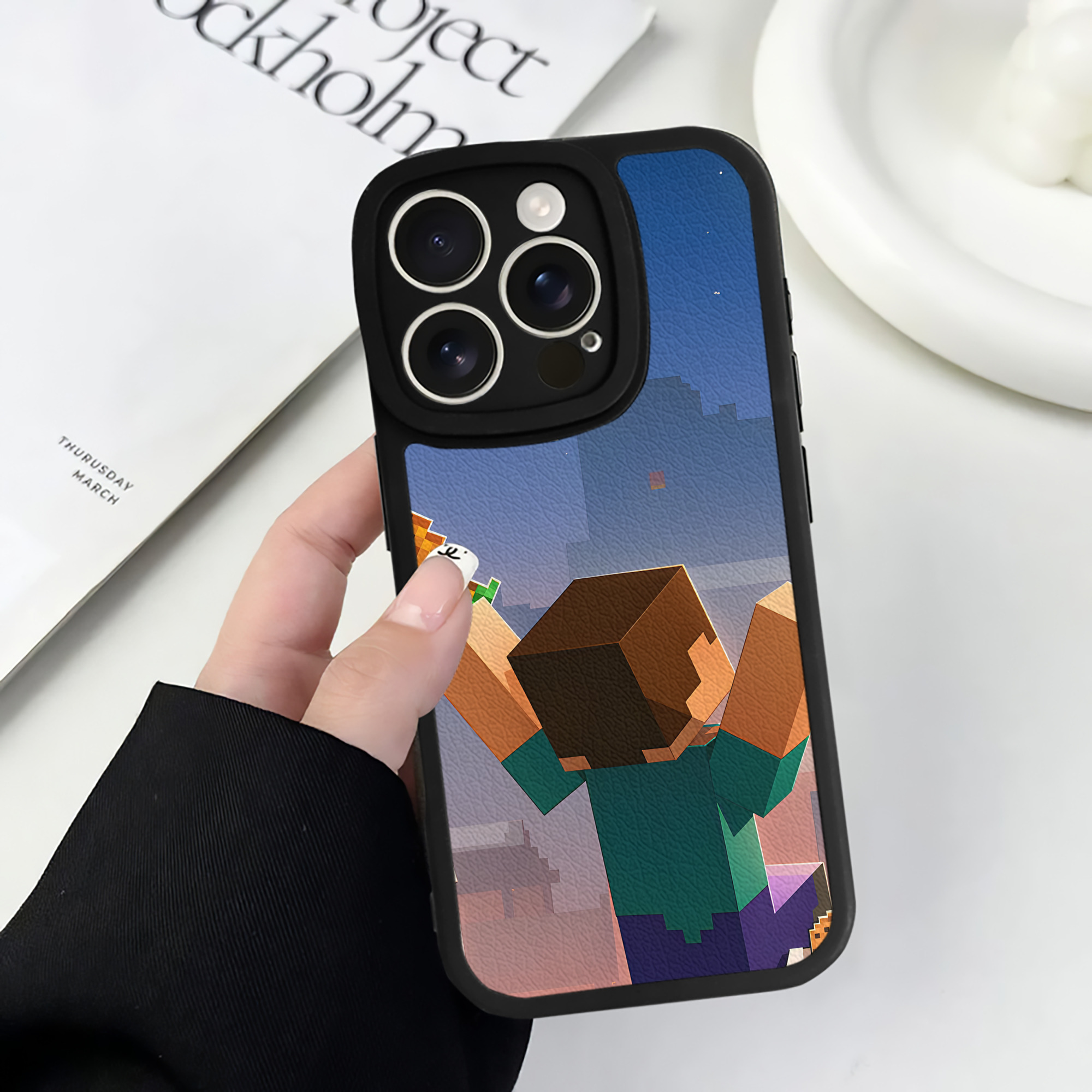 （画像用） マインクラフト ブロックの世界 Minecraft MC Block world 【iPhone 16シリーズ対応】シリコンスマホケース（レザー調） 材質：シリコン